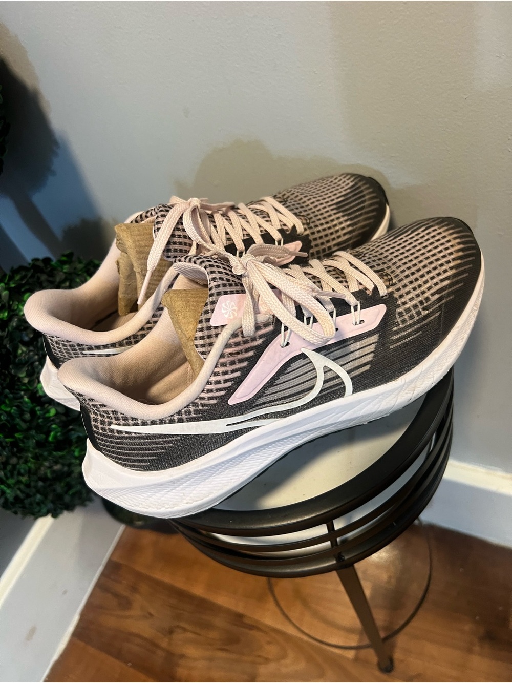 Nike Air Zoom Pegasus 39 Girls Size 6.5Y Women 8 Pink White Running Sneakers